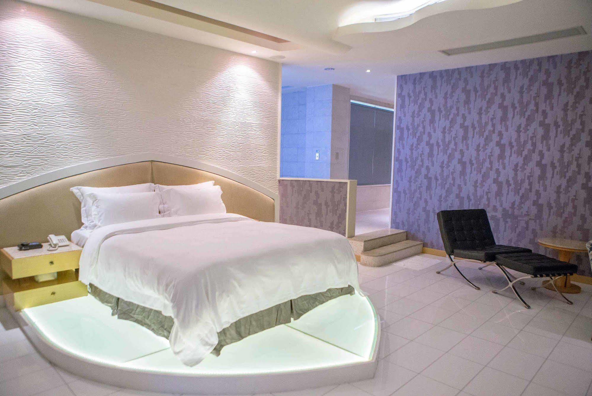 All-Ur Boutique Motel-Jhu Shan Branch Trúc Sơn Ngoại thất bức ảnh